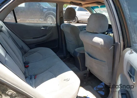 2002 Honda Accord 2.3 Se from USA, damaged, VIN 1HGCG56792A060738